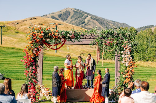 svr_dollar_wedding_taylor-sakthi-ceremony-baldy-background.jpg