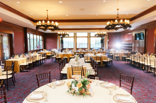 svr_dollar_wedding_taylor-sakthi-dollar-interior-tables-2.jpg