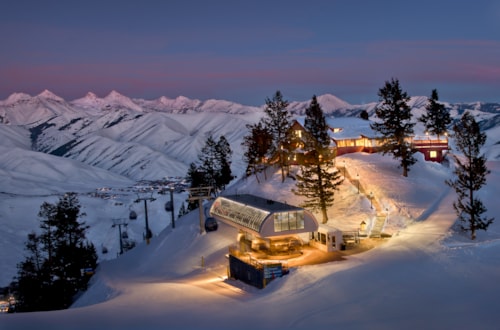 svr_roundhouse_scenic_pano_winter_2012_syms_kevin_2.jpg