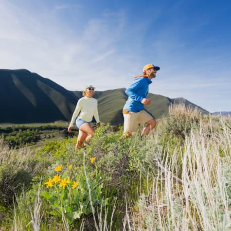 svr_summer_proctor_hike_couple_-nicklacey_riley_taylor_05-18-2026_a7401055_